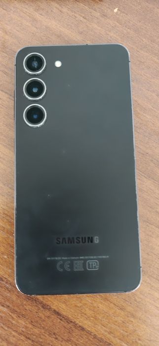 Продам Samsung s23, 256 gb black.