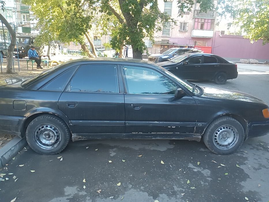 Продаётся Ауди 100 C4