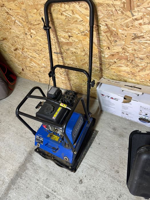 placă compactoare Scheppach HP2200S