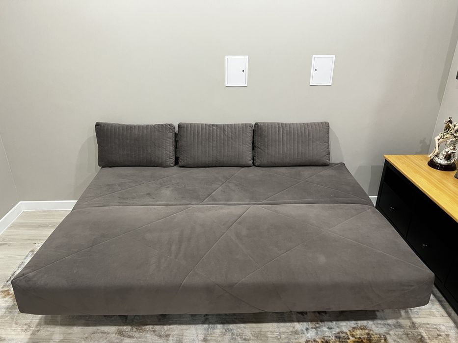 Модный функциональный диван