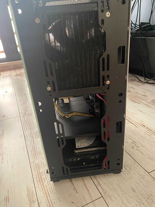 Геймърски Компютър i7 3770K/Water/Noctua/16GB/SSD160/HDD500/R9270