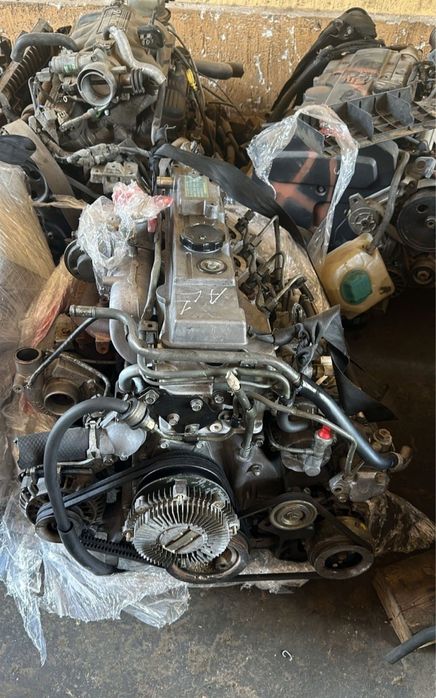 Двигатель 4m40 есть на выбор