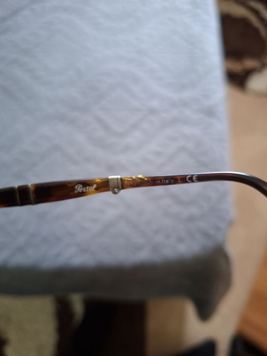 Ochelari  de soare  persoli  stare bună fără defecte  400lei