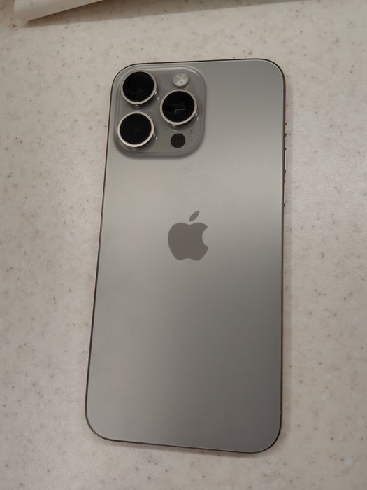 iPhone 15 pro max 256gb 81%