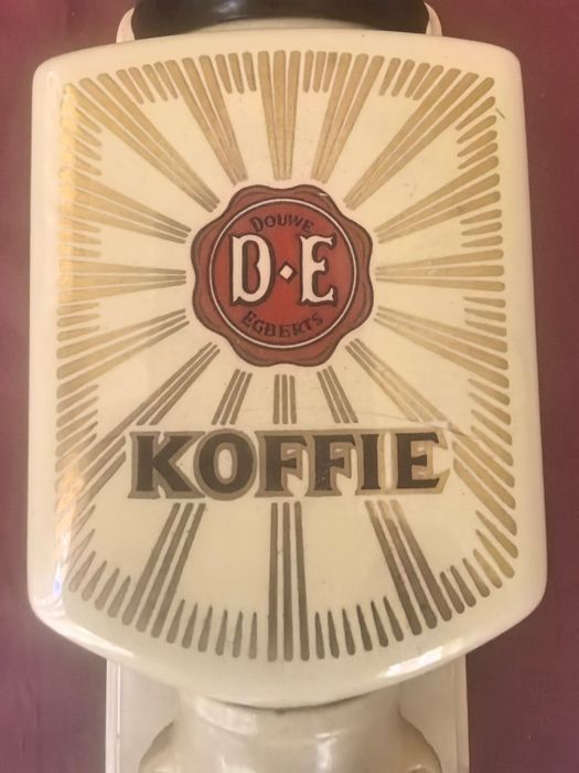 Автентична ръчна кафе мачка Douwe Egberts