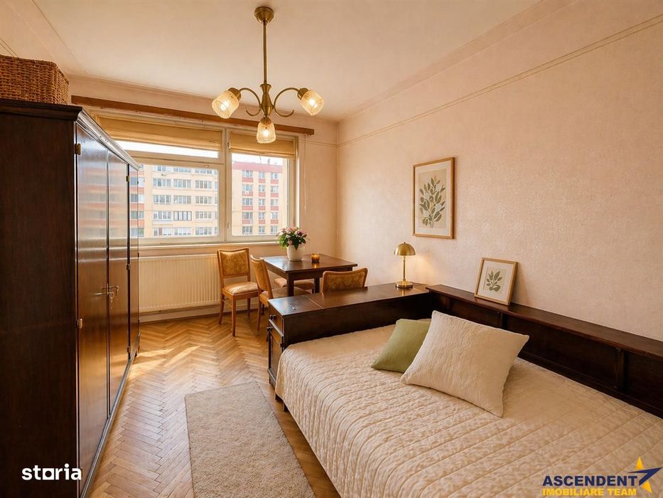 Lumina, Spatiu,Terasa, balcon: Apartament cu Potential in Centru Civic