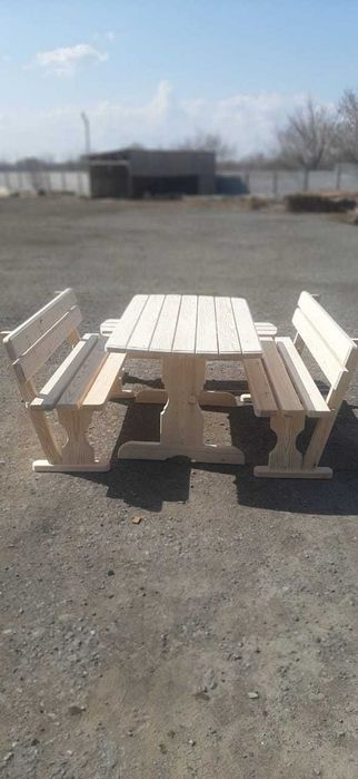 мебель из дерева для бани и сада