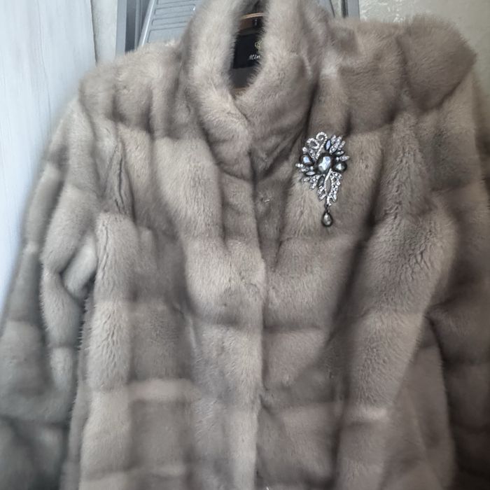 Продам норковую шубу