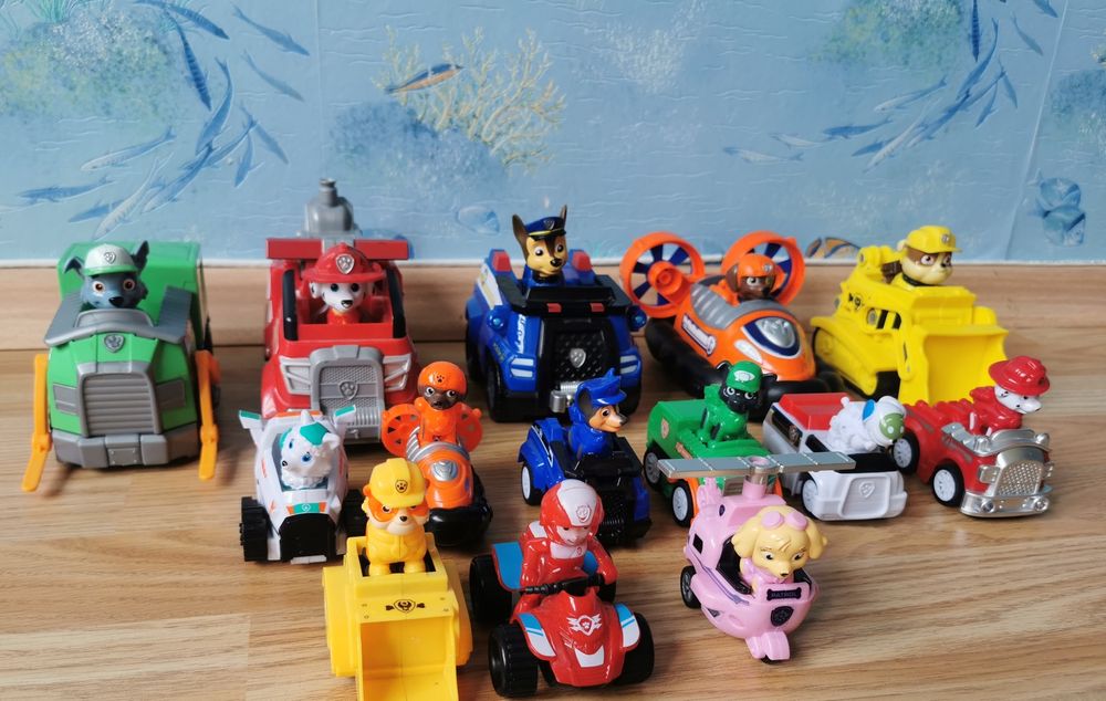 Колички и кученца Пес патрул