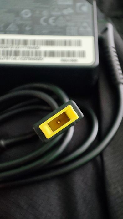 Зарядно за лаптоп Lenovo 65W