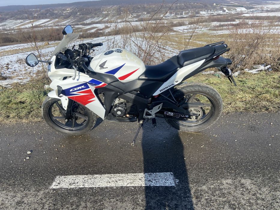 Vand Honda CBR125R