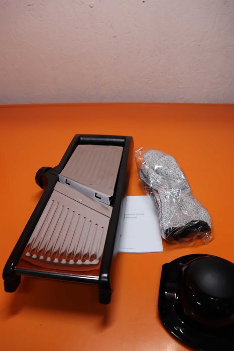 Професионално ренде за зеленчуци Milcea Mandoline Slicer 3 в 1