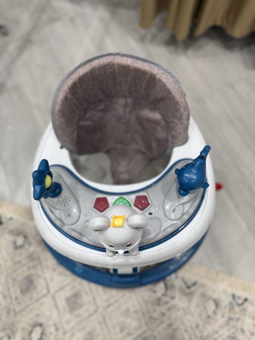 Детские ходунки на колесах