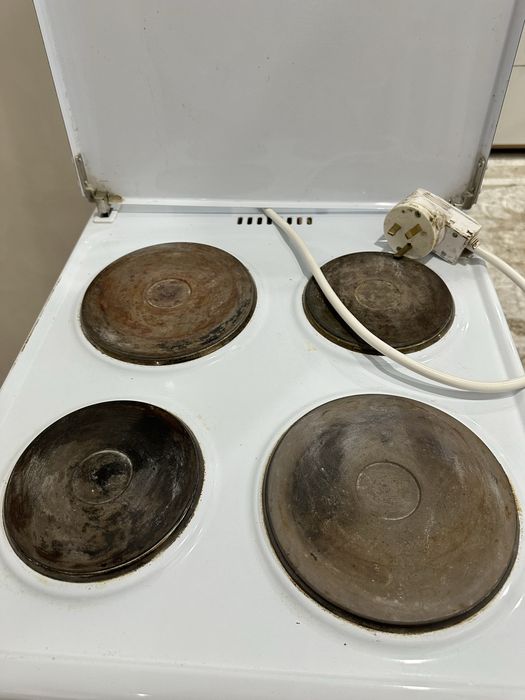 Продам электрическая плиту
