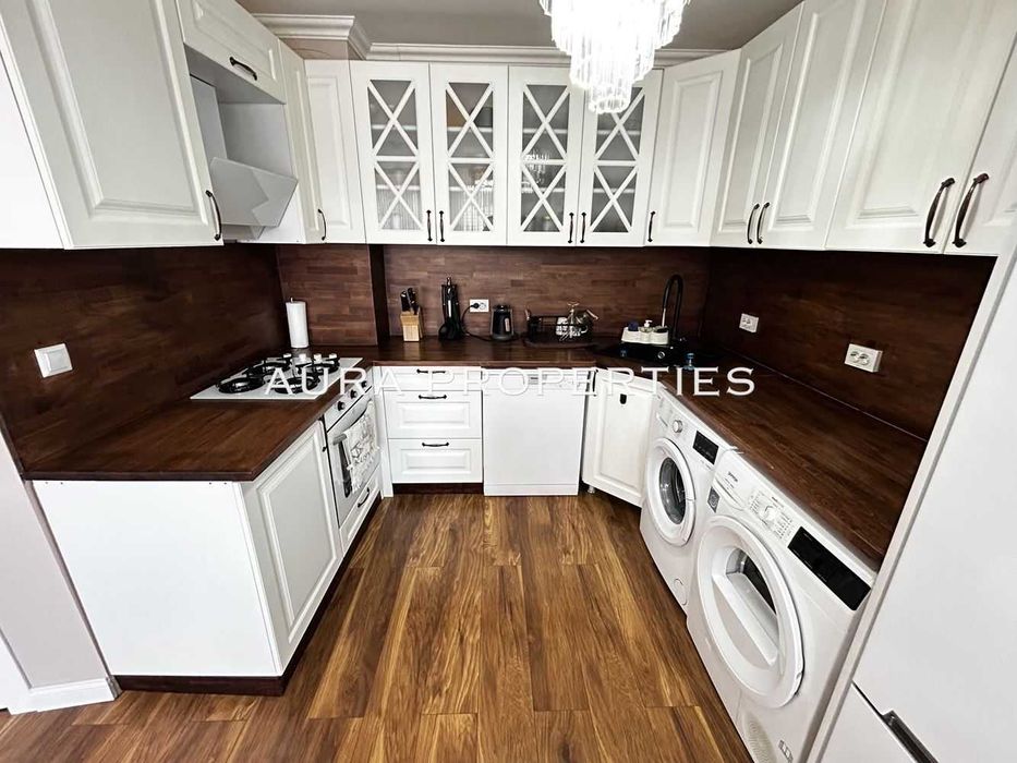 Продава се Двустаен апартамент в Разград, Варош - 68 кв.м за 1800 €/кв.м - Снимка #3