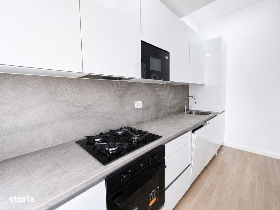 Apartament 3 camere, de lux , Ultracentral Ploiesti (Bucegi 12 )