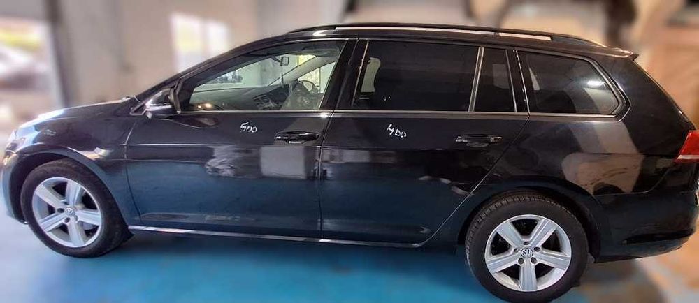 Dezmembrez VW Golf 7 Variant (Break) 1.6 TDI, cod motor CLHB