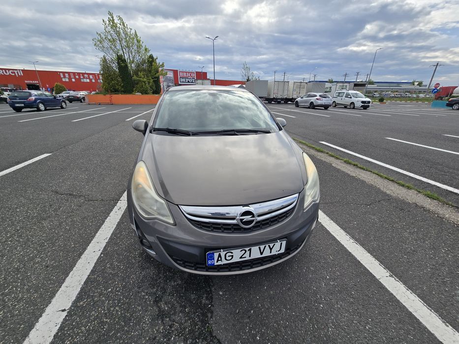 Opel Corsa 1.2 benzina 2013