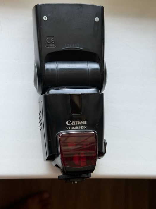 Фотовспышка  Canon