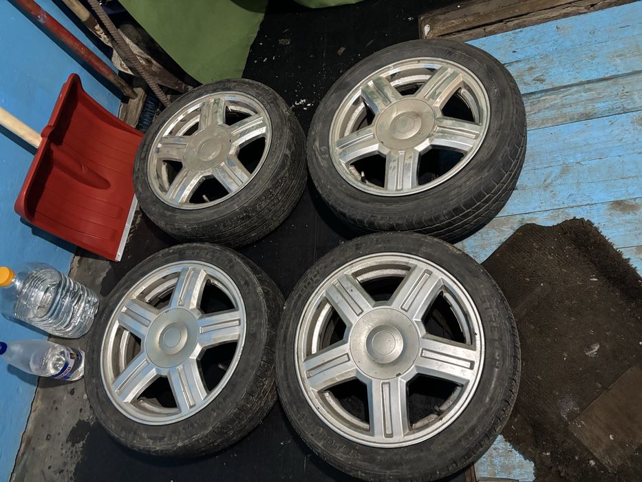 Продам комплект диски с резиной