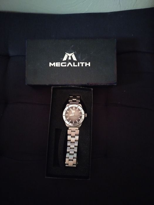 Ceas Megalith (quartz)