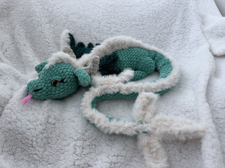 Dragoni croșetați, handmade la comandă, jucării pentru copii