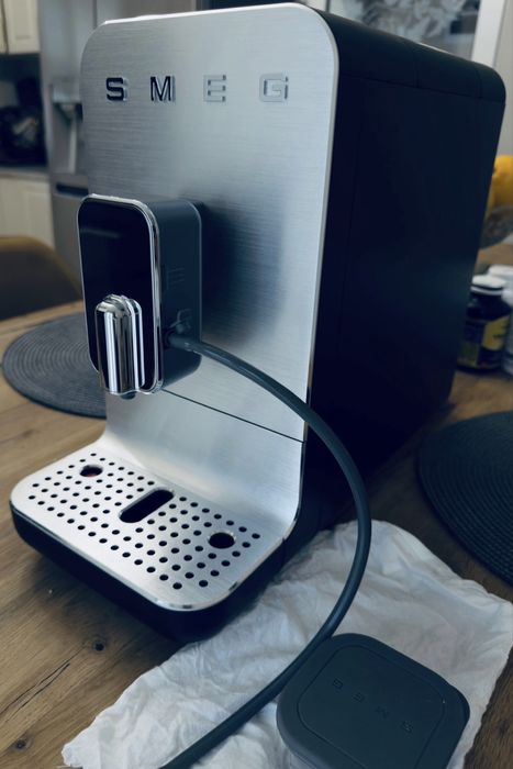 Espressor automat 19bar SMEG Collezione