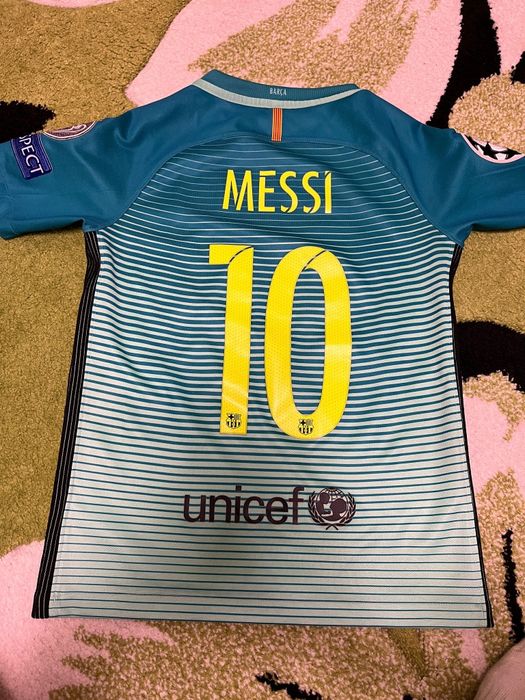 tricouri  cu Messi chempions