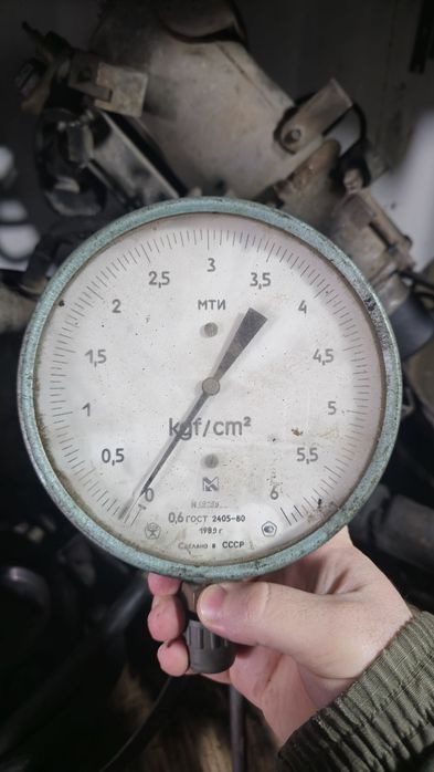 Продам манометр измеритель