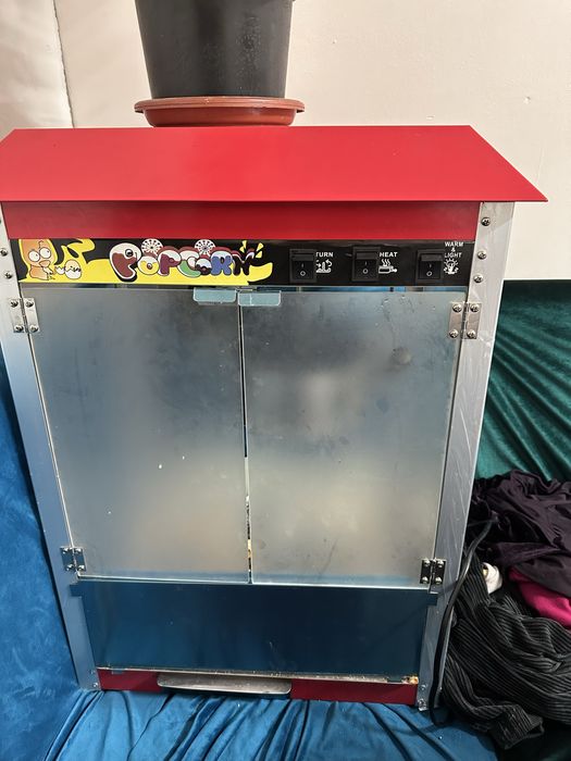 Попкорн аппарат