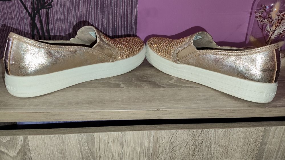 Дамски обувки Skechers