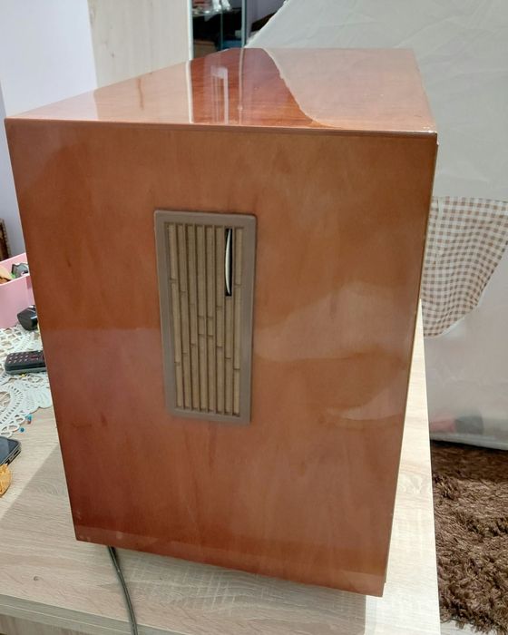 De vanzare Radio capri