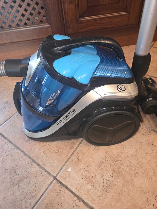 Прахосмукачка Rowenta silence force multi cyclonic