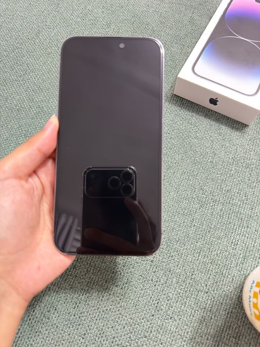 Срочно продам IPhone 14 ProMax 256 gb.