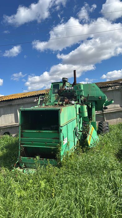 Продам комбайн Вектор 410