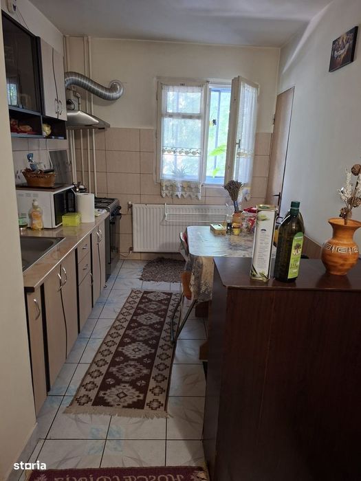 Apartament cu 2 camere de vanzare in zona Rahova, Vicina