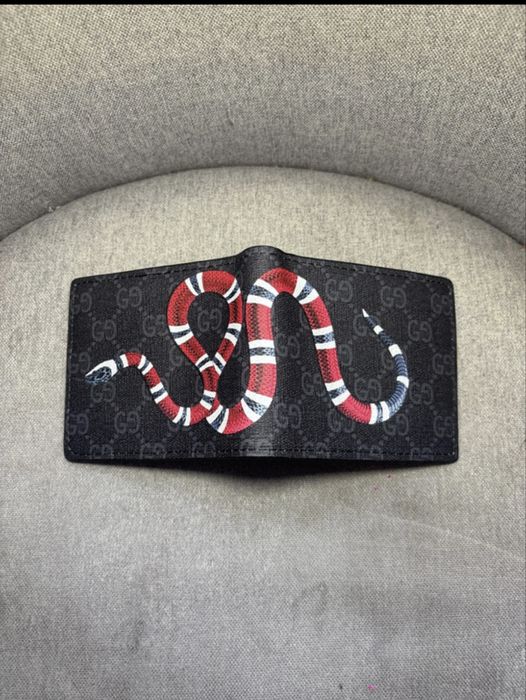 Portofel Gucci.