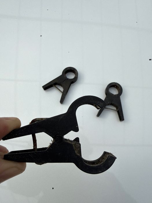 Прищепка для теплиц