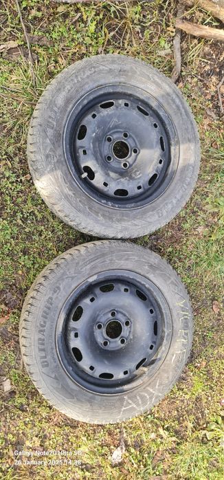 Se vând 2 roti polo