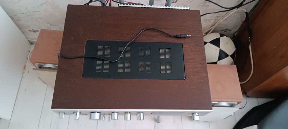 Продам усилитель радиотехника