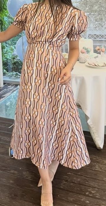 Платье женское (М)