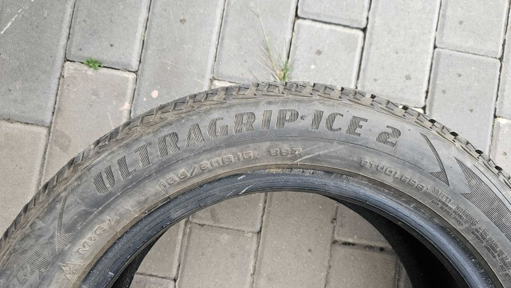 Goodyear 185/60/R15 зимние шины