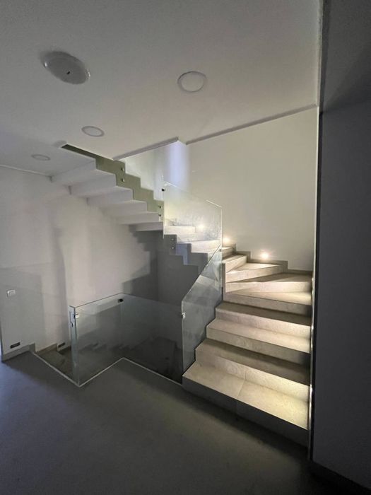 Ремонт под ключ коротко и ясно и качественно)