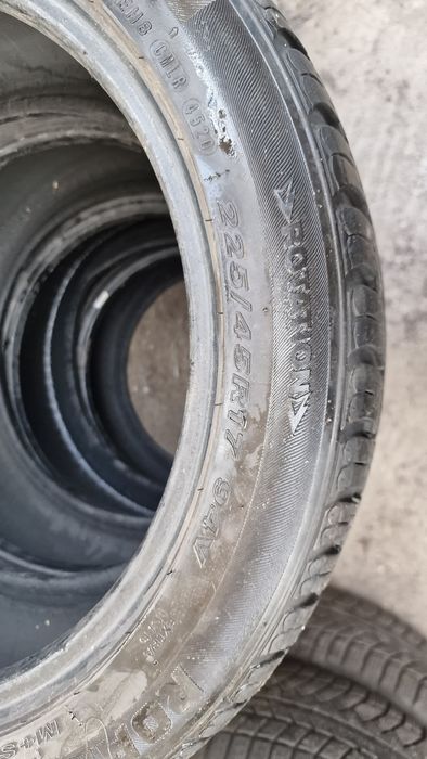 225 45 17 Roadstone 4 anvelope iarna