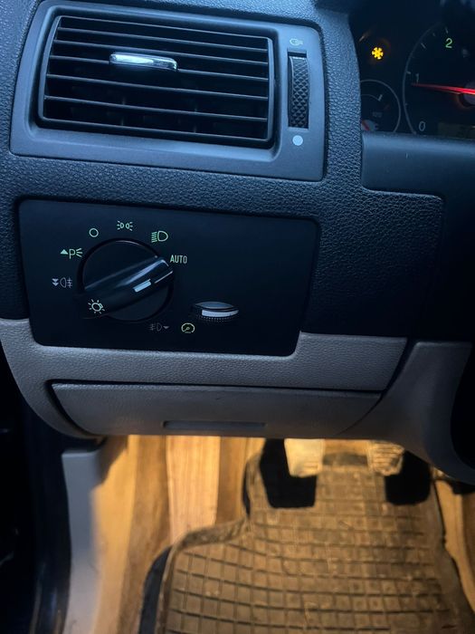 Vând sau schimb ford mondeo 2006