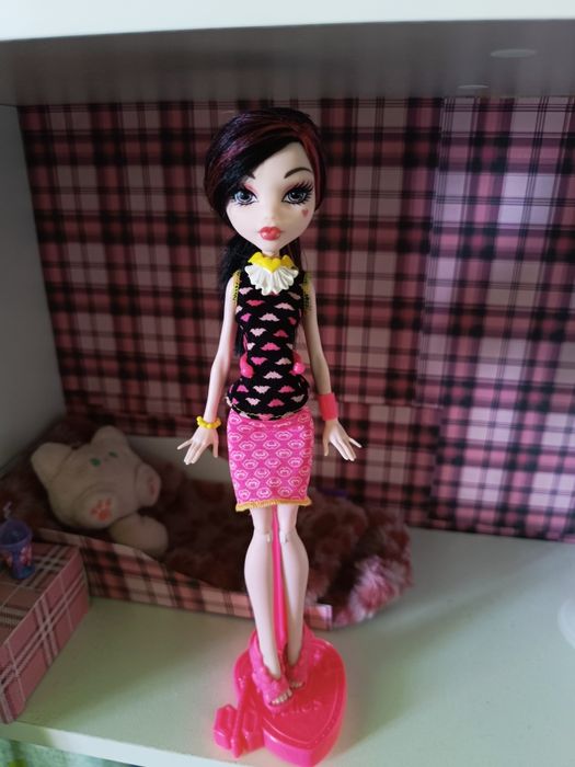 Монстер хай кукла Дракулаура крипатерия