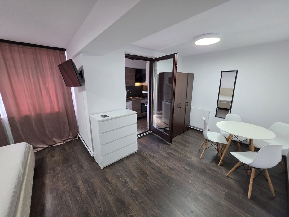 Inchiriez garsoniera/ studio