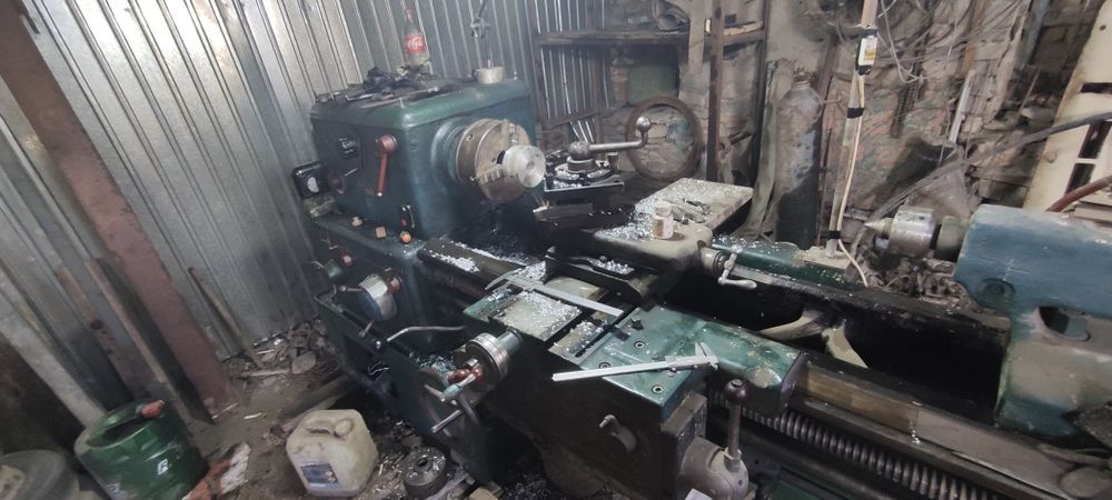 Продам токарный станок 1а625