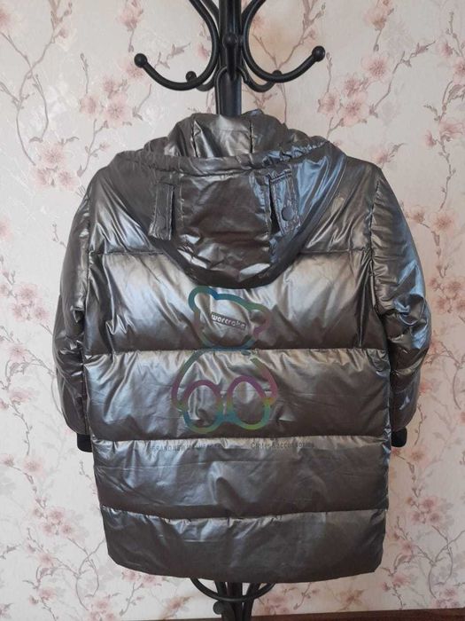 Продам зимние куртки на девочку