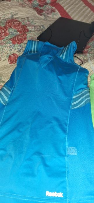 Bluze Nike si Reebok